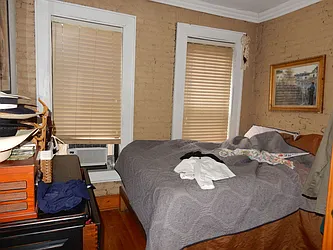 Rented by Aimee Grodanz, LREB