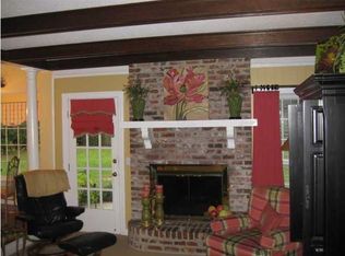 930 Stillwater Dr, Charleston, SC 29412