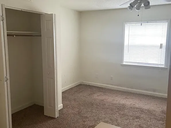 2522 Avent Ferry Rd APT 102, Raleigh, NC 27606