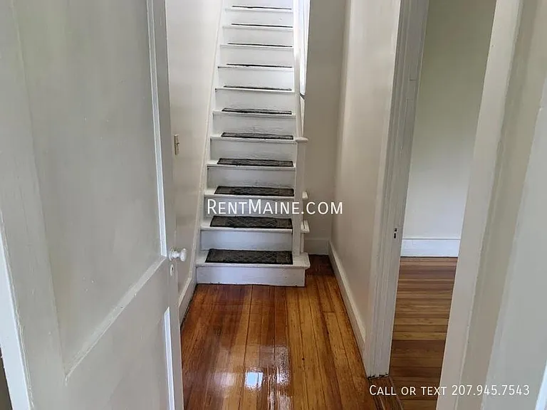 131 Main St — Photo 18