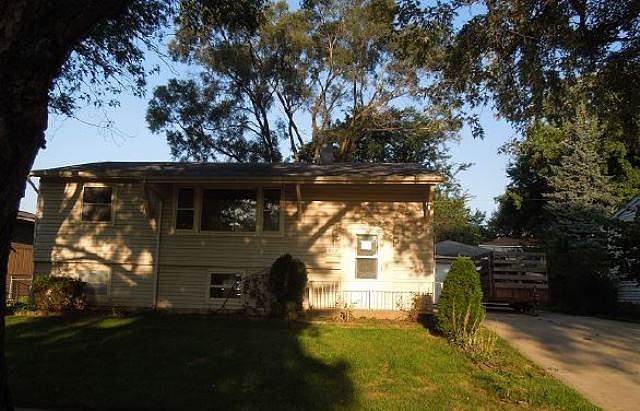 1st image of 3086 Wakefield Dr