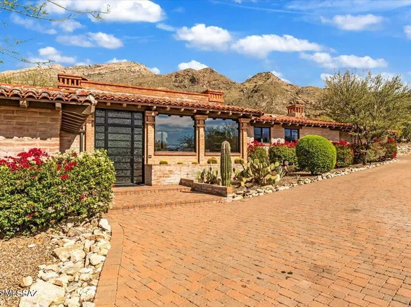 6701 N Saint Andrews Dr, Tucson, AZ 85718