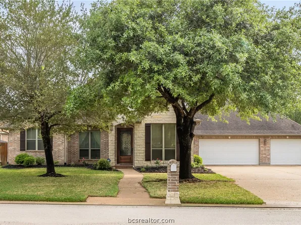 2207 Rockingham Loop, College Station, TX 77845