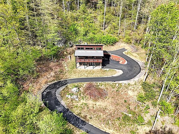 5th image of 455 Chinquapin Rd