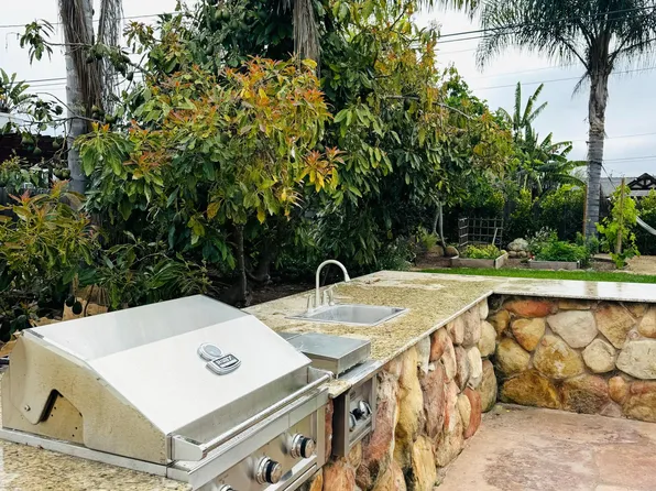 (undisclosed Address), Carpinteria, CA 93013