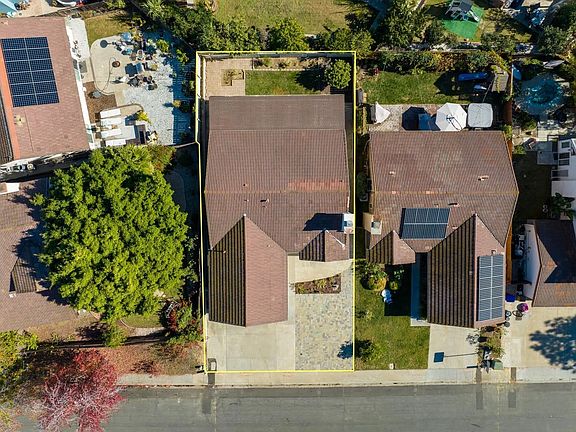 2nd image of 10535 Carrington Dr