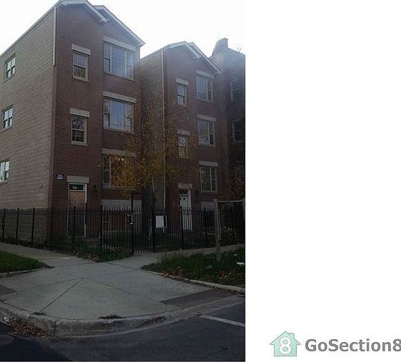 1st image of 4201 W Gladys Ave