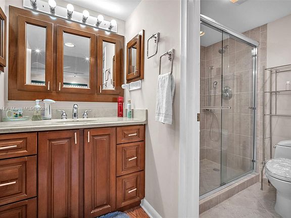 5th image of 9310 Sunrise Lakes Blvd APT 110