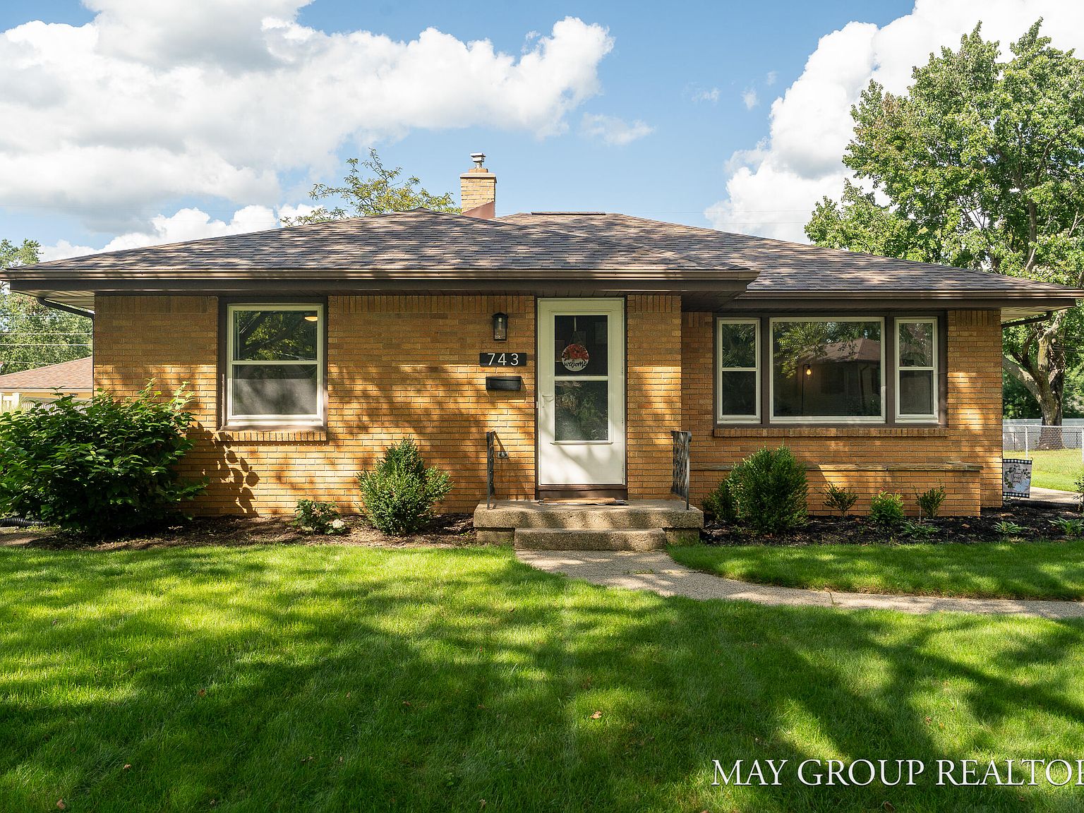 743 Russwood St NE, Grand Rapids, MI 49505 Zillow