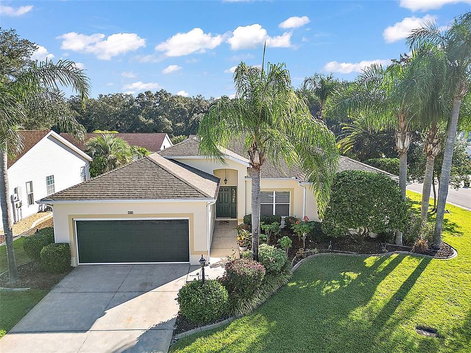 1st image of 4026 River Crest Cir