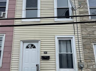 241 Maple St, Reading, PA 19602