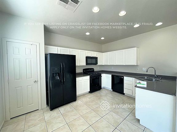 3rd image of 4949 Jadelyn Ct
