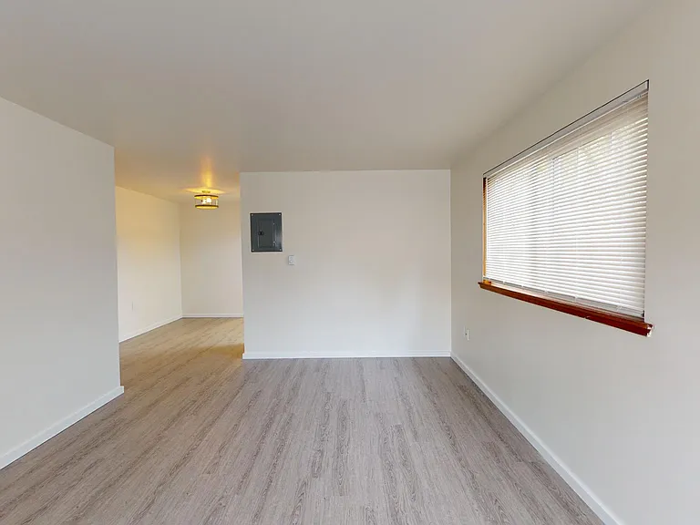 2437 NW 57th St #3 — Photo 3