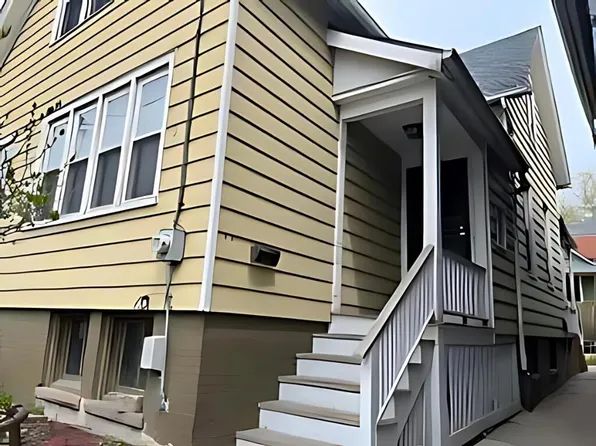 1846 North Warren AVENUE, Milwaukee, WI 53202