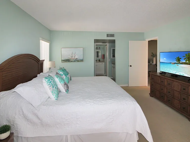 441 Cerromar Ln #404 — Photo 12
