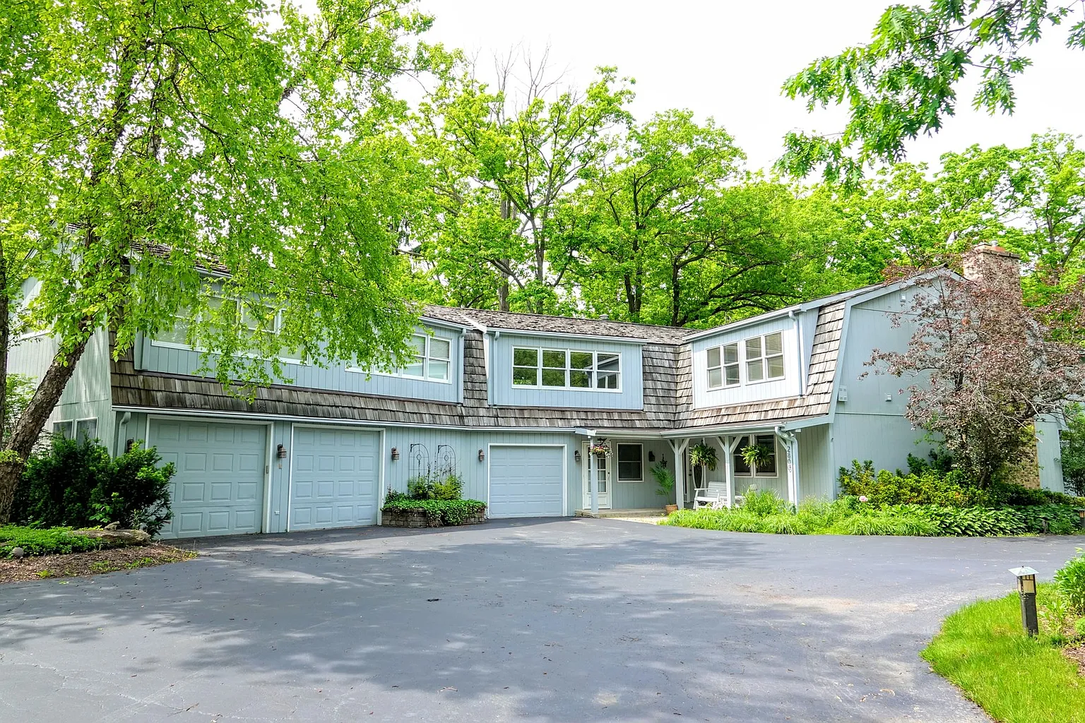 2800 Duffy Ln photo 1