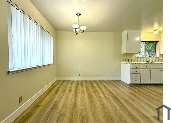 4th image of 499 Kiely Blvd APT 4