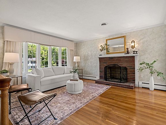 4th image of 14 Belmont Rd