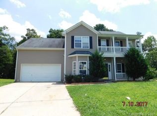 6604 Pattonsburg Dr, Charlotte, NC 28213