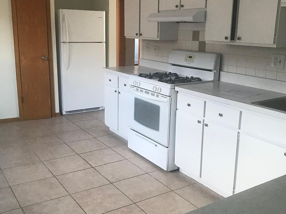 1st image of 5204 N Potawatomie Ave #3