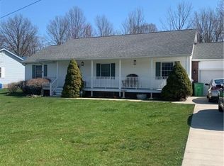 5380 Savannah Dr, Ashtabula, OH 44004