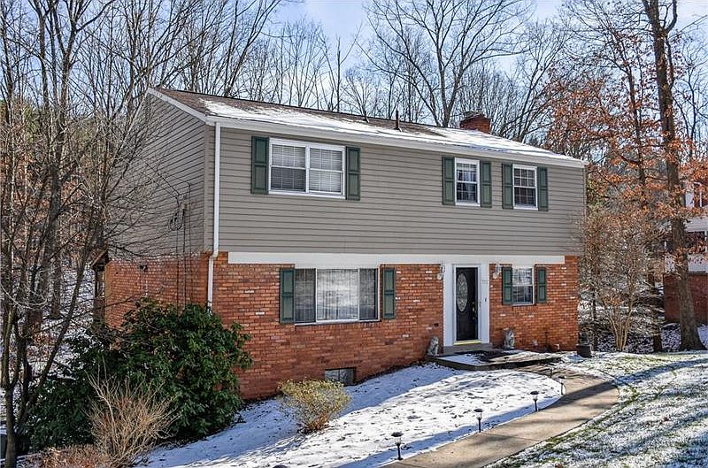 1st image of 711 Rockwood Dr