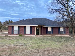 302 Rabbit Hl, Lorena, TX 76655
