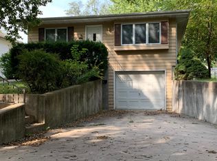 505 Chestnut St, Wamego, KS 66547