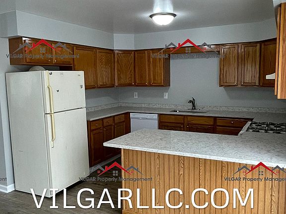 2nd image of 247 S 21st St #247