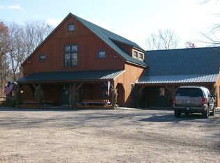 332 S County Trl, Exeter, RI 02822