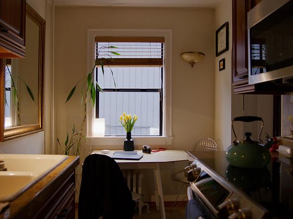 5th image of 2348 Alki Ave SW APT 205