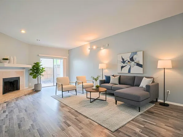 9707 Richmond Ave APT 103, Houston, TX 77042