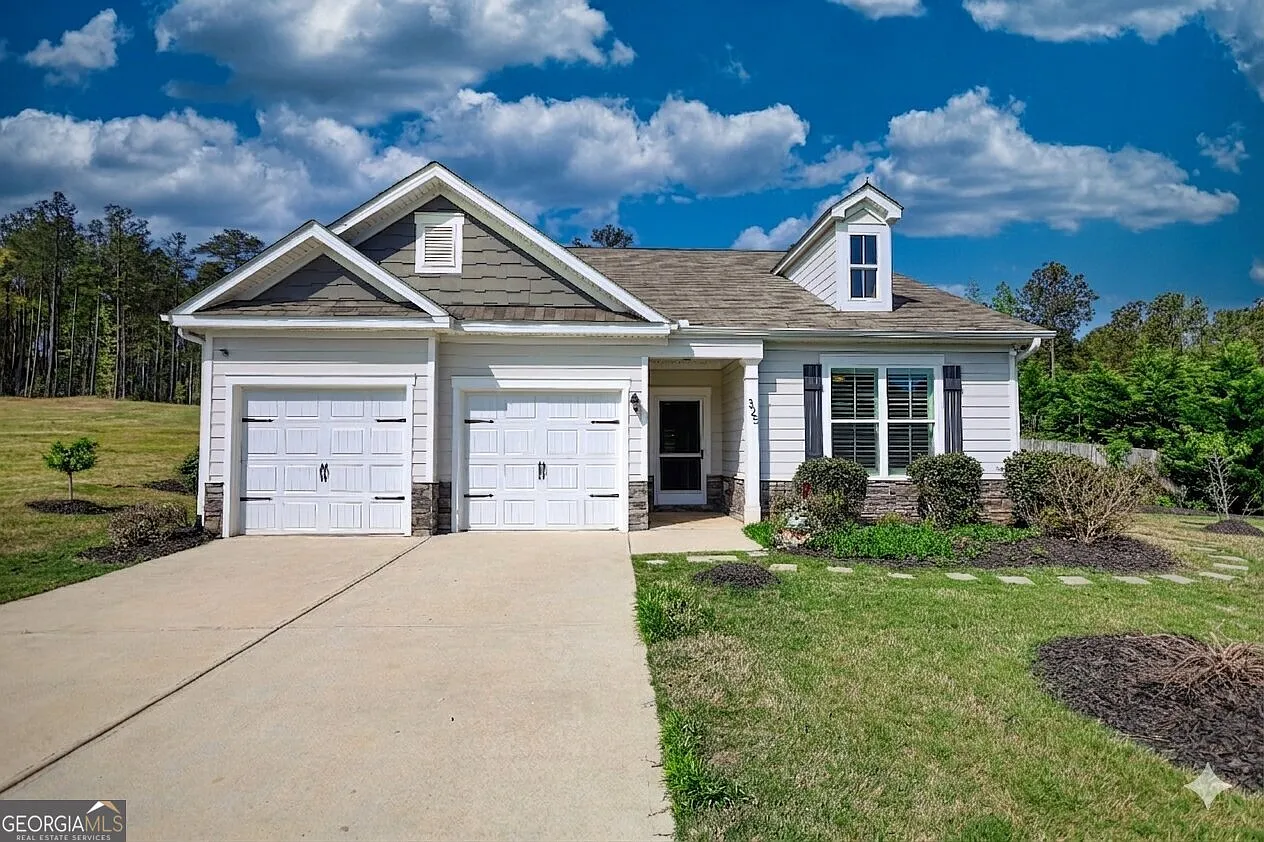 325 Tarpley Way photo 1