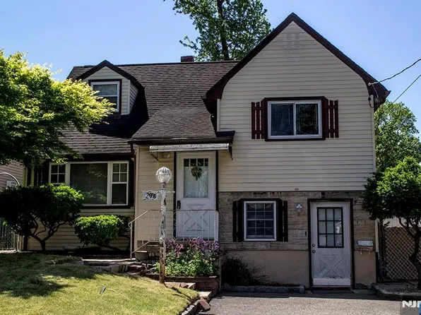 276 Galvan Pl, Bergenfield, NJ 07621