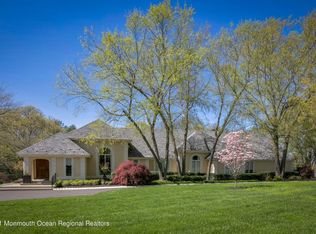 6 Popomora Dr, Rumson, NJ 07760