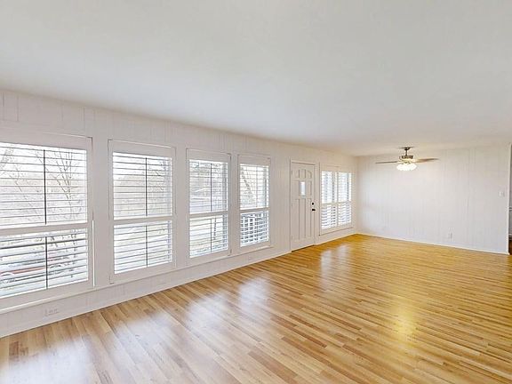 4th image of 17035 Deer Run Rd