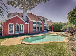 9409 Summer Sun Ln, Pearland, TX 77584