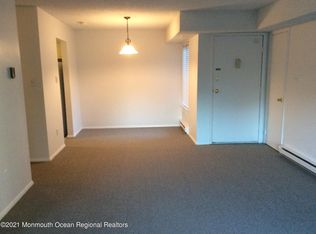 9 Northrup Dr BUILDING 1, Brick, NJ 08724