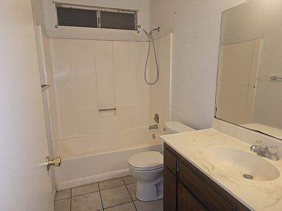 2nd image of 33090 Jamieson St #B