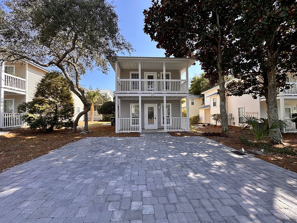 1st image of 210 Redfish Cir