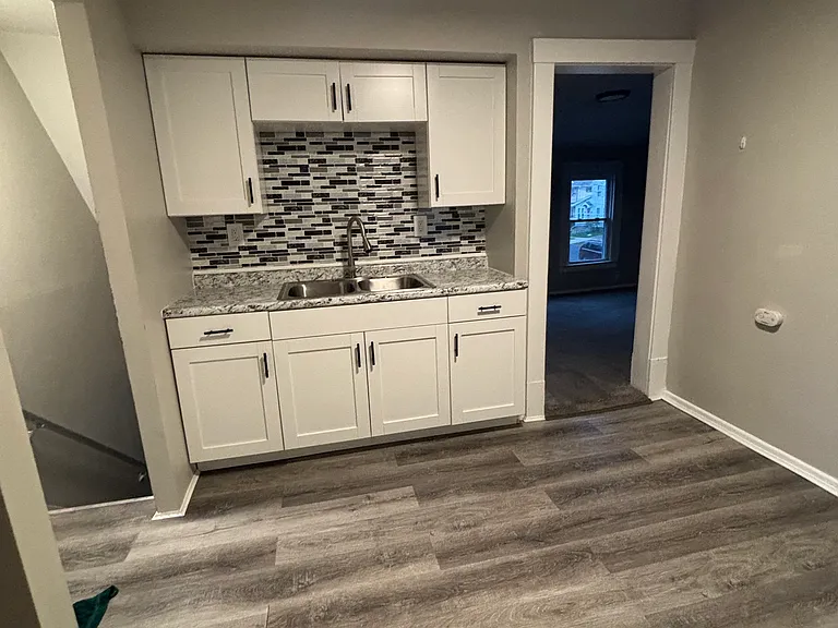 4322 Woburn Ave #2 — Photo 5