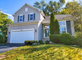 401 Fallbrook Dr, Dundee, IL 60118