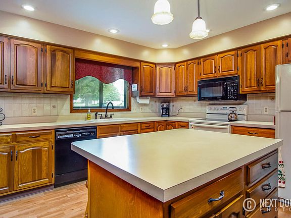 5th image of 4808 Summergreen Ln