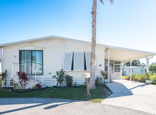 14 Jacaranda Ln, Pt Saint Lucie, FL 34952