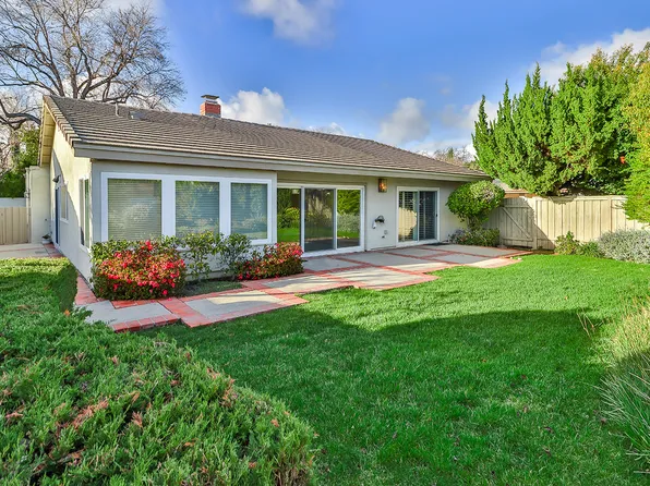 1046 Barrow Ct, Westlake Village, CA 91361