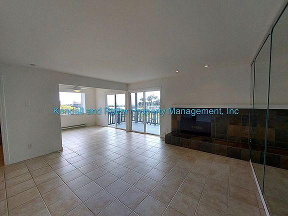 3rd image of 260 Lake Ave Unit 8