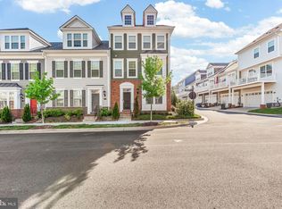 373 Buckeye Cir, La Plata, MD 20646