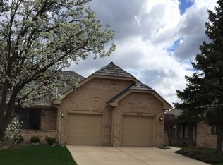 8535 Evergreen Ln, Darien, IL 60561