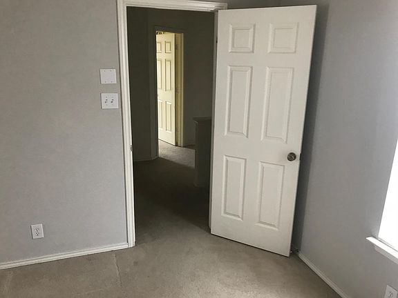 4th image of 313 Cordero Dr
