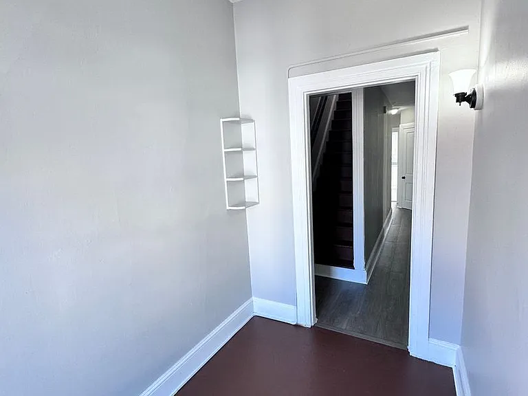 312 W North Street — Photo 17